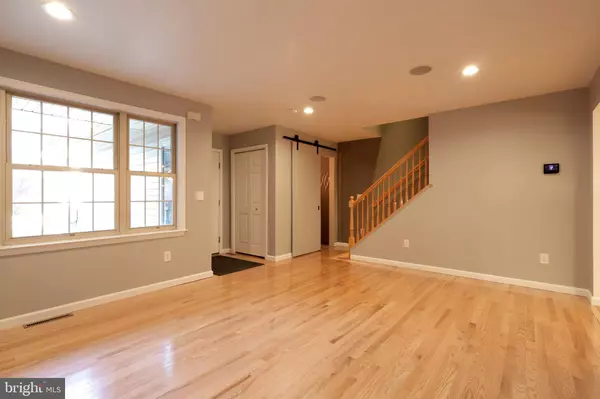 State College, PA 16803,652 B OAKWOOD AVE