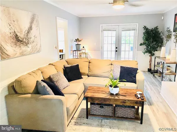 Chester, VA 23831,14313 SWALLOW RD