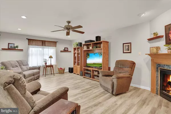 Reading, PA 19608,10 PRIMROSE LN