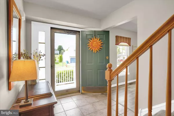 Reading, PA 19608,10 PRIMROSE LN