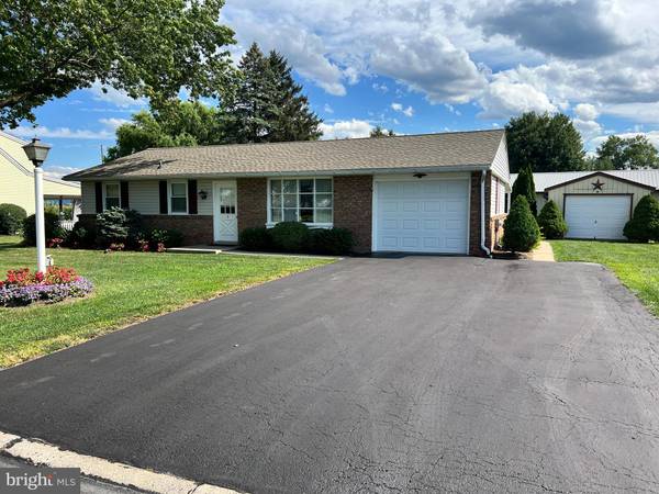 Myerstown, PA 17067,2 COLONIAL AVE