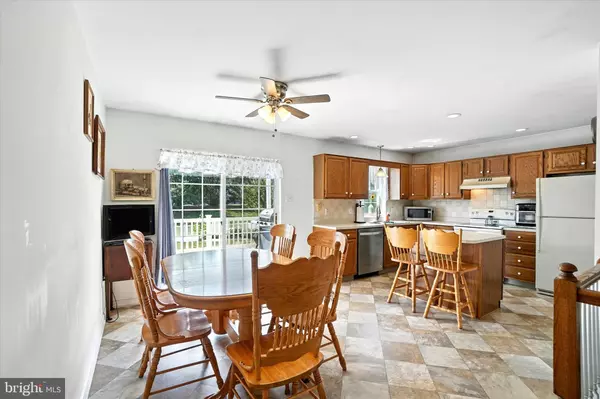 Manchester, PA 17345,40 BEECHWOOD DR