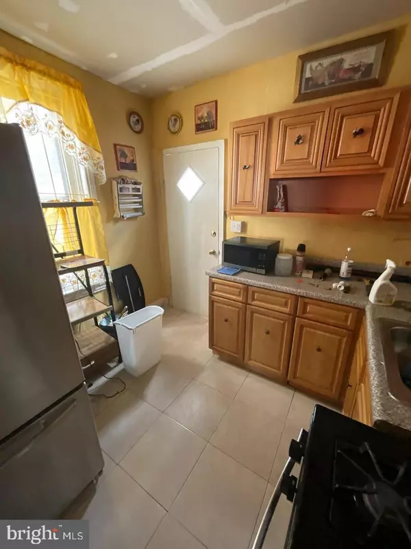 Philadelphia, PA 19134,3055 POTTER ST