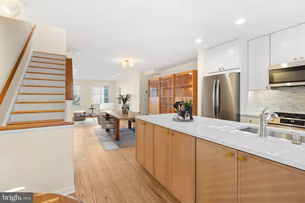 Philadelphia, PA 19130,751 N RINGGOLD ST