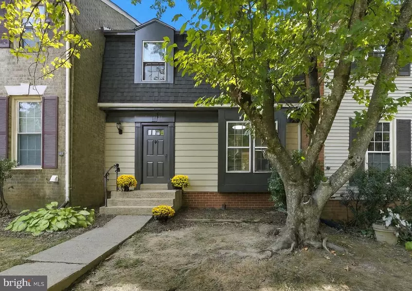 9611 SCOTCH HAVEN DR, Vienna, VA 22181