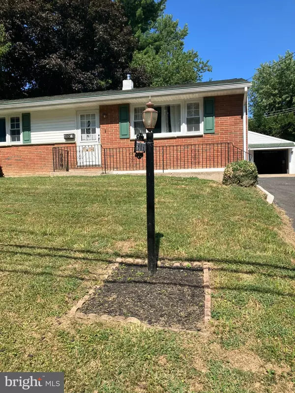 Glenside, PA 19038,906 MAPLE AVE