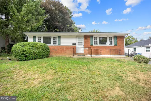 906 MAPLE AVE,  Glenside,  PA 19038