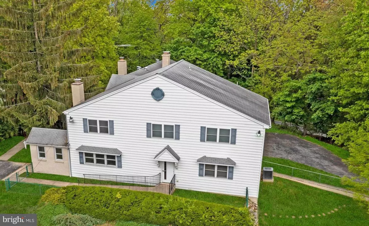 Downingtown, PA 19335,529 W UWCHLAN AVE