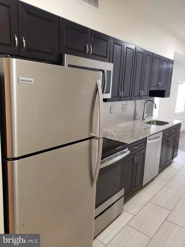 319 MARKET ST ##3, Philadelphia, PA 19106