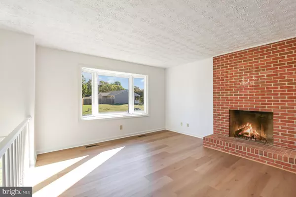 Fredericksburg, VA 22407,802 SHAMROCK DR