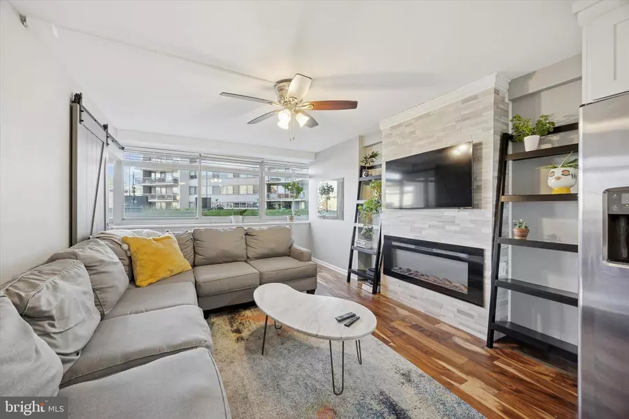 2401 PENNSYLVANIA AVE #3A11, Philadelphia, PA 19130