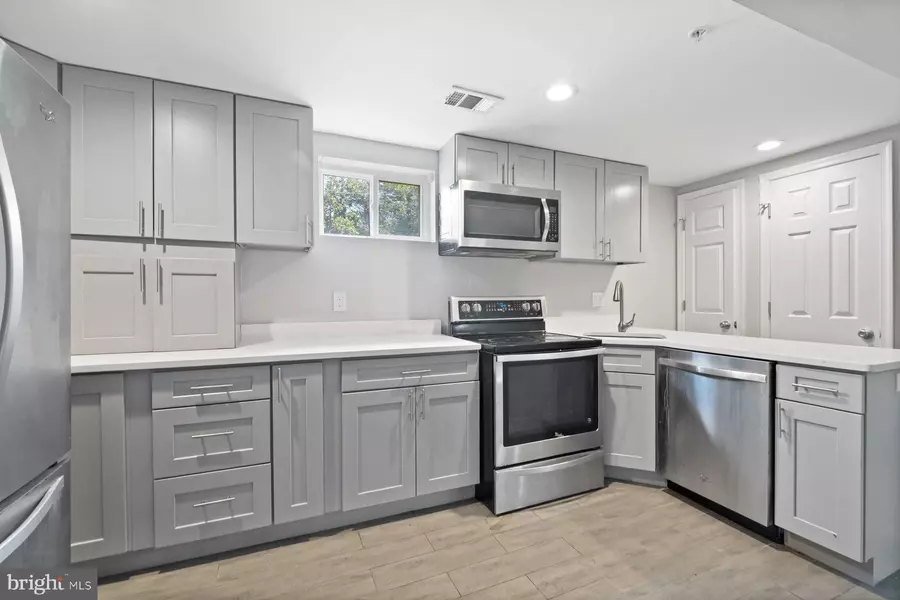 2215 OAK GLEN WAY, District Heights, MD 20747