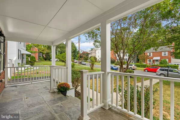 Silver Spring, MD 20901,204 TIMBERWOOD AVE