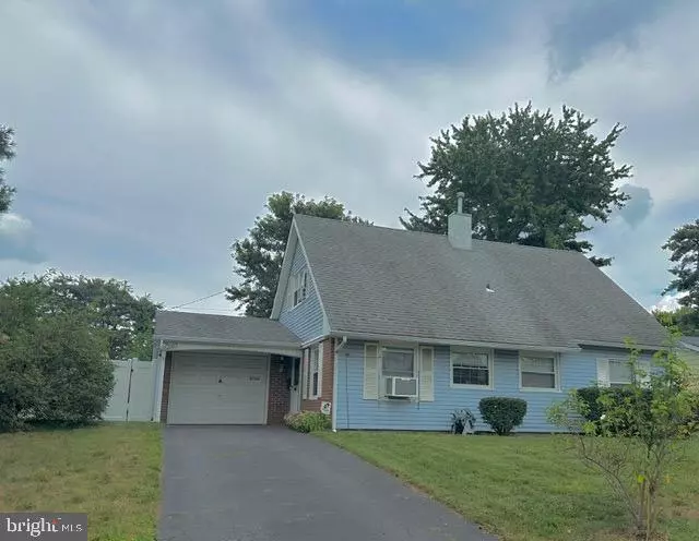 5 MAPLEWICK LN, Willingboro, NJ 08046