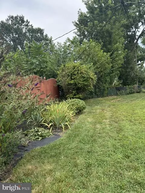 Willingboro, NJ 08046,5 MAPLEWICK LN