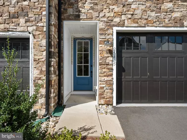 Chantilly, VA 20152,25465 NICHOLS ORCHARD TER