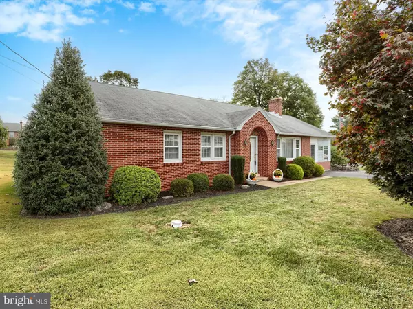 Harrisburg, PA 17112,107 CENTERFIELD DR