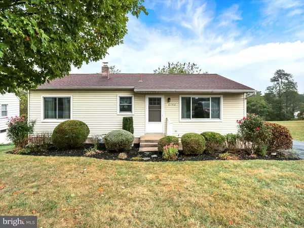 6142 BLUE BIRD AVE, Harrisburg, PA 17112