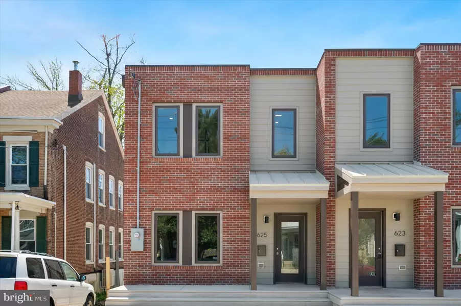 623 SHAWMONT AVE, Philadelphia, PA 19128