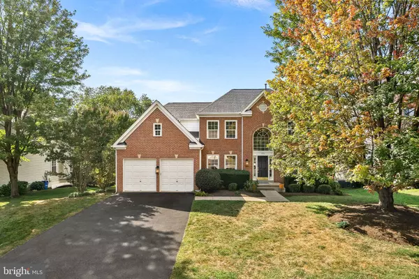 Herndon, VA 20170,1372 DOMINION RIDGE LN