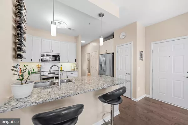 Woodbridge, VA 22191,13947 HOLLOW WIND WAY #201