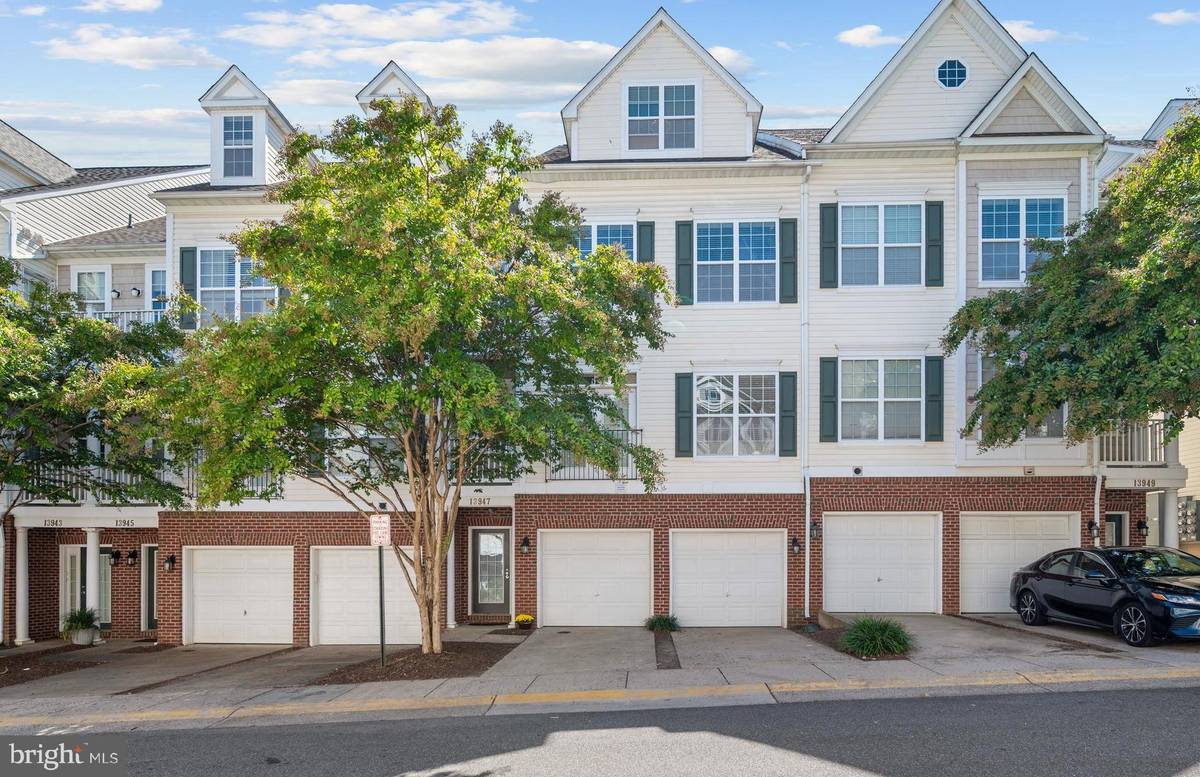 Woodbridge, VA 22191,13947 HOLLOW WIND WAY #201