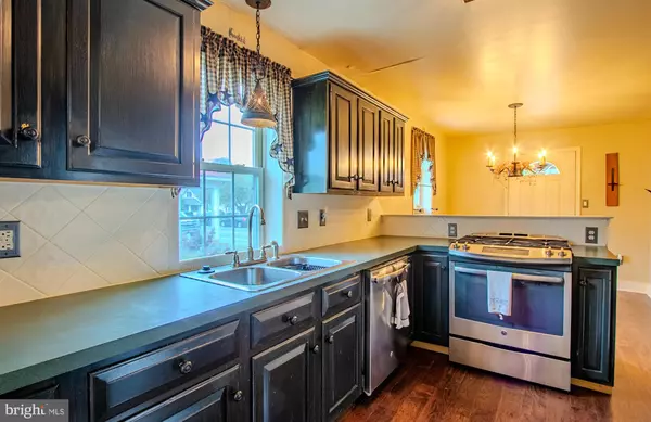 Womelsdorf, PA 19567,16 MAIN ST