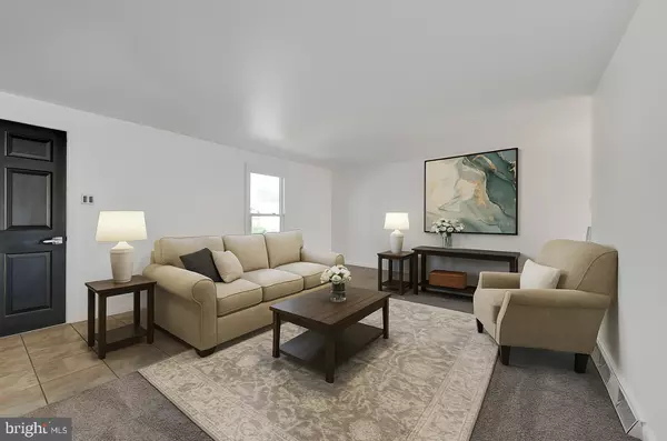 Lancaster, PA 17603,848 GARNET AVE