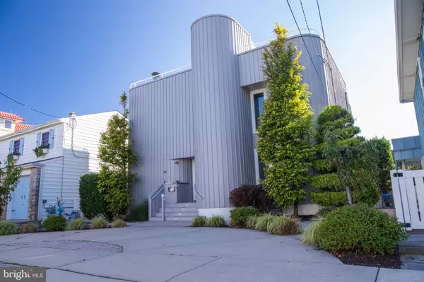 Longport, NJ 08403,212 N 33RD AVE