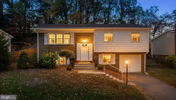 Woodbridge, VA 22193,13652 KINGSMAN RD