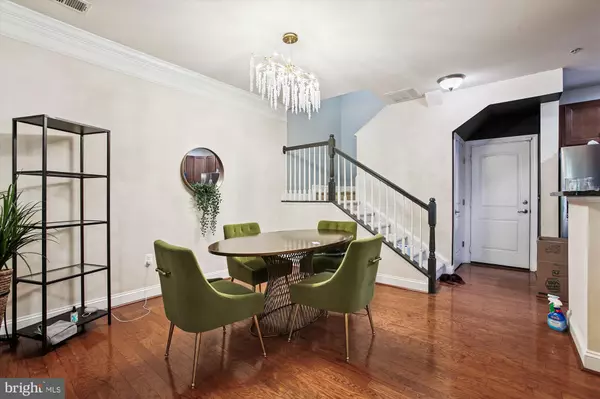 Woodbridge, VA 22191,2675 SHEFFIELD HILL WAY #164