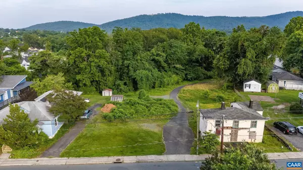 Charlottesville, VA 22902,836 & LOT RIDGE ST