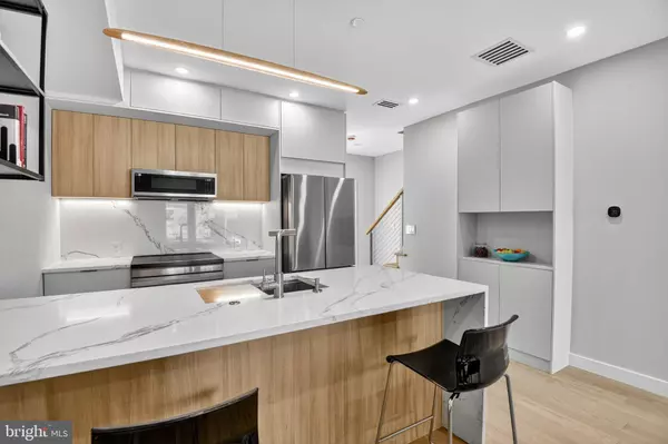 Washington, DC 20010,3303 SHERMAN AVE NW #B