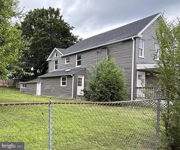 Martinsburg, WV 25401,659 FAULKNER AVE