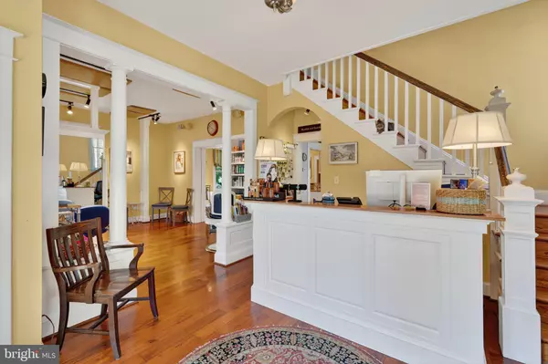 Alexandria, VA 22301,2100 MOUNT VERNON AVE