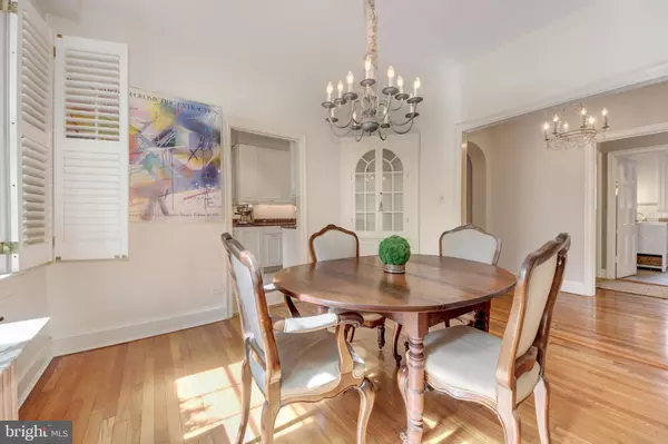 Washington, DC 20008,3031 SEDGWICK ST NW #102-E