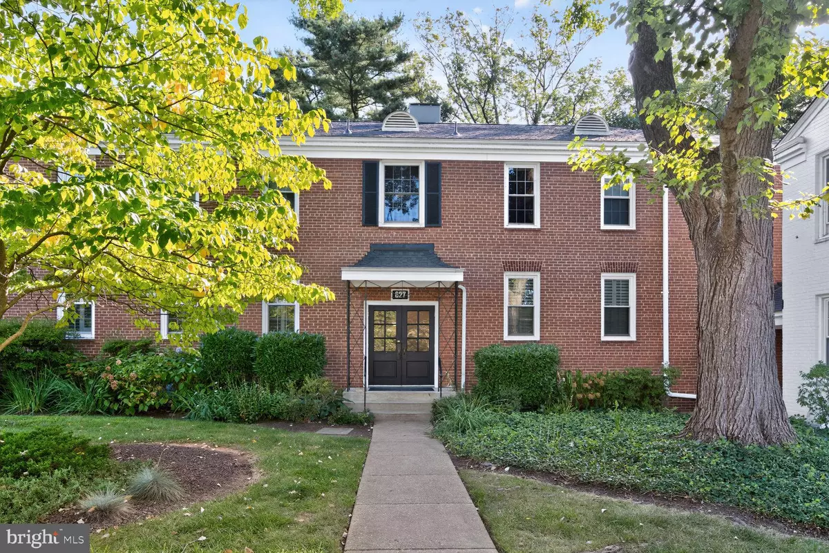 Rockville, MD 20850,627 AZALEA DR #1