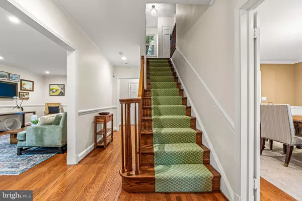 Towson, MD 21204,908 ARMY RD