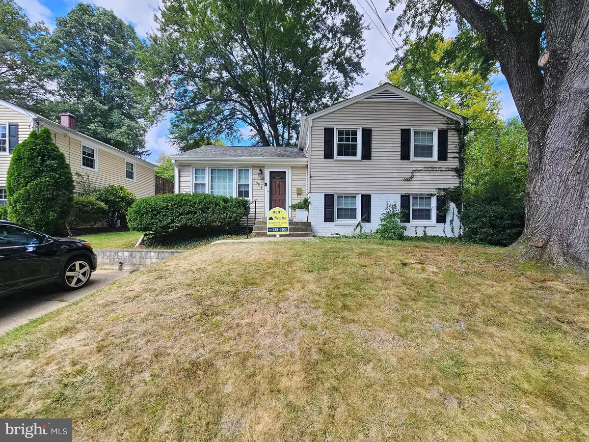 Kensington, MD 20895,3301 GLENWAY DR