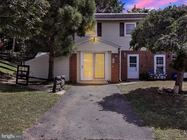 1212 DEER RUN, Reading, PA 19606