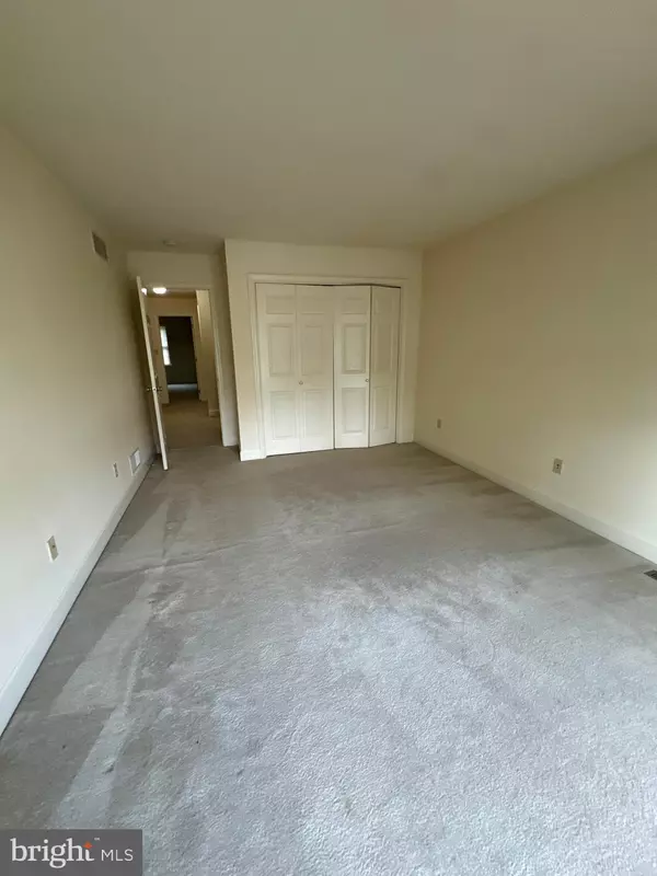 Lewisberry, PA 17339,142 SCULLY PL