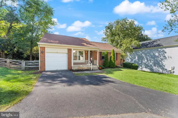 Sterling, VA 20165,16 WORTHINGTON CT