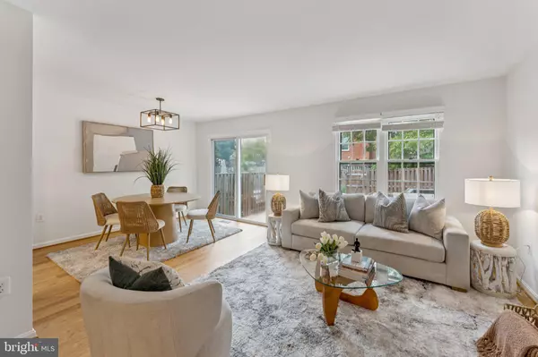 Vienna, VA 22181,2951 CASHEL LN