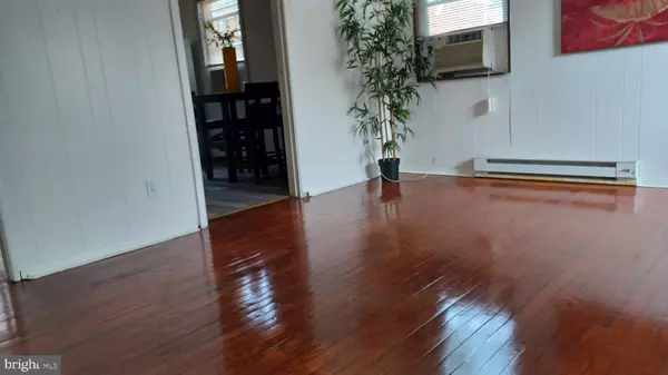 Baltimore, MD 21206,4301 SEIDEL AVE