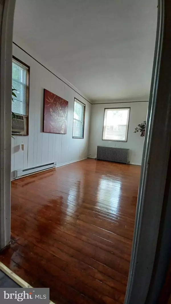 Baltimore, MD 21206,4301 SEIDEL AVE