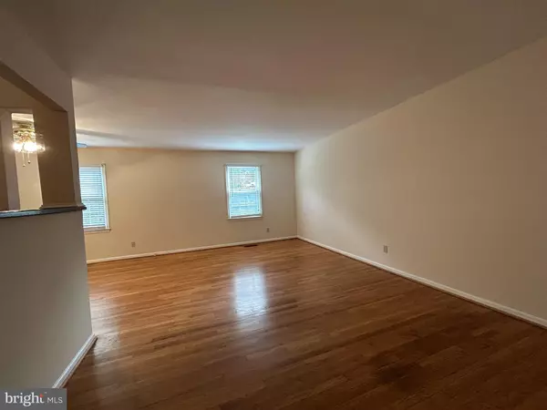 Burke, VA 22015,5432 BRIXHAM CT