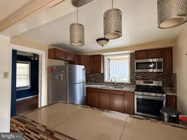 Hamilton, NJ 08610,1782 ORCHARD AVE