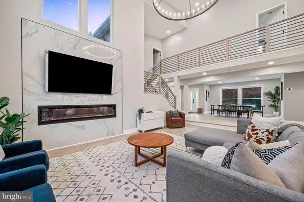 Dunn Loring, VA 22027,2207 ARDEN ST