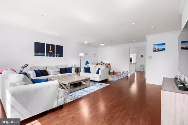 Philadelphia, PA 19146,303 SURGEON GENERALS CT