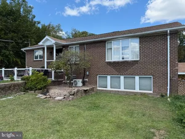 Ashland, PA 17921,121 S SPRUCE ST